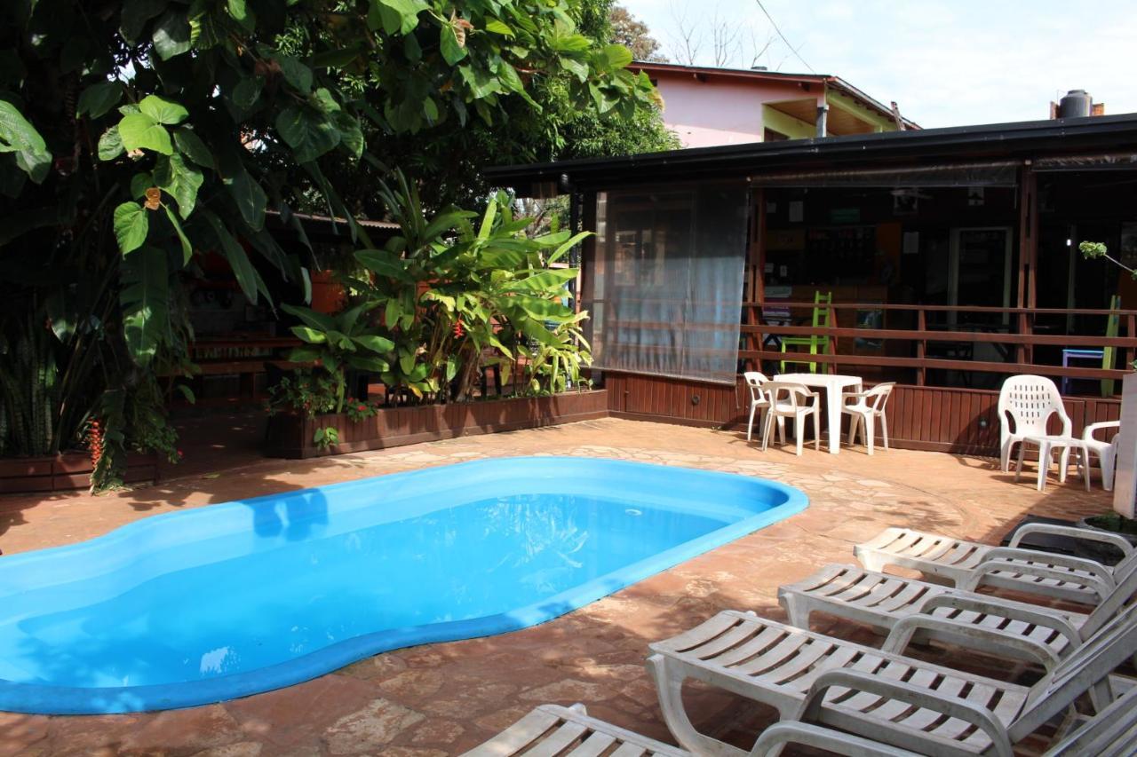 Residencial Noelia Hostel Puerto Iguazú Exterior foto